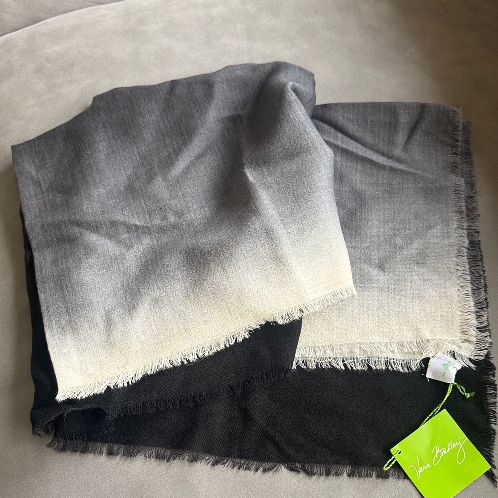 Vera Bradley soft fine 100% wool ombré black gray ivory short fringe scarf. NWT.